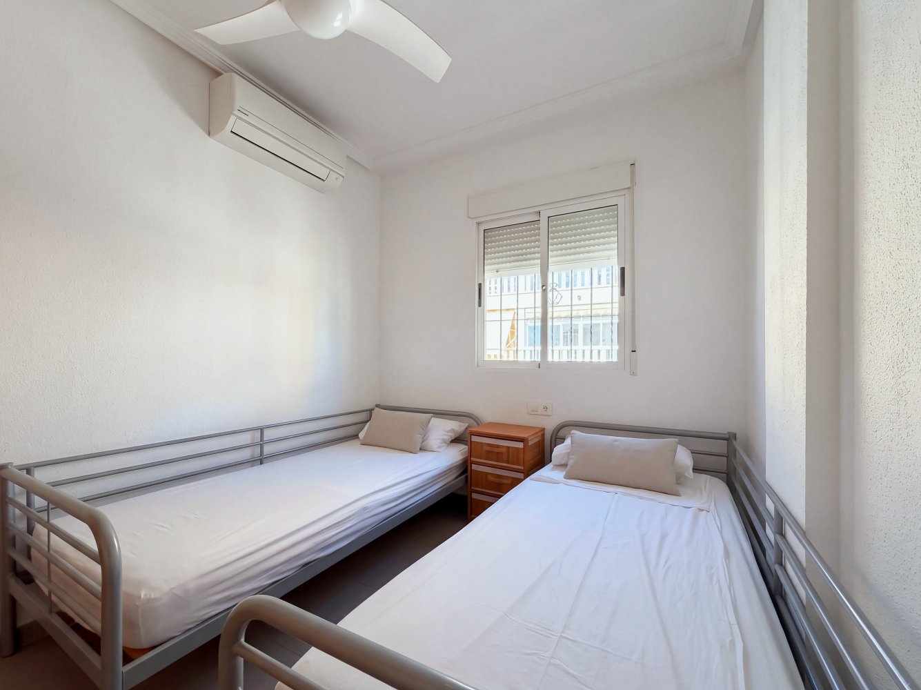 Townhouse in Alicante, Spanien 3 Schlafzimmer, 86 m2 Nr. 198039