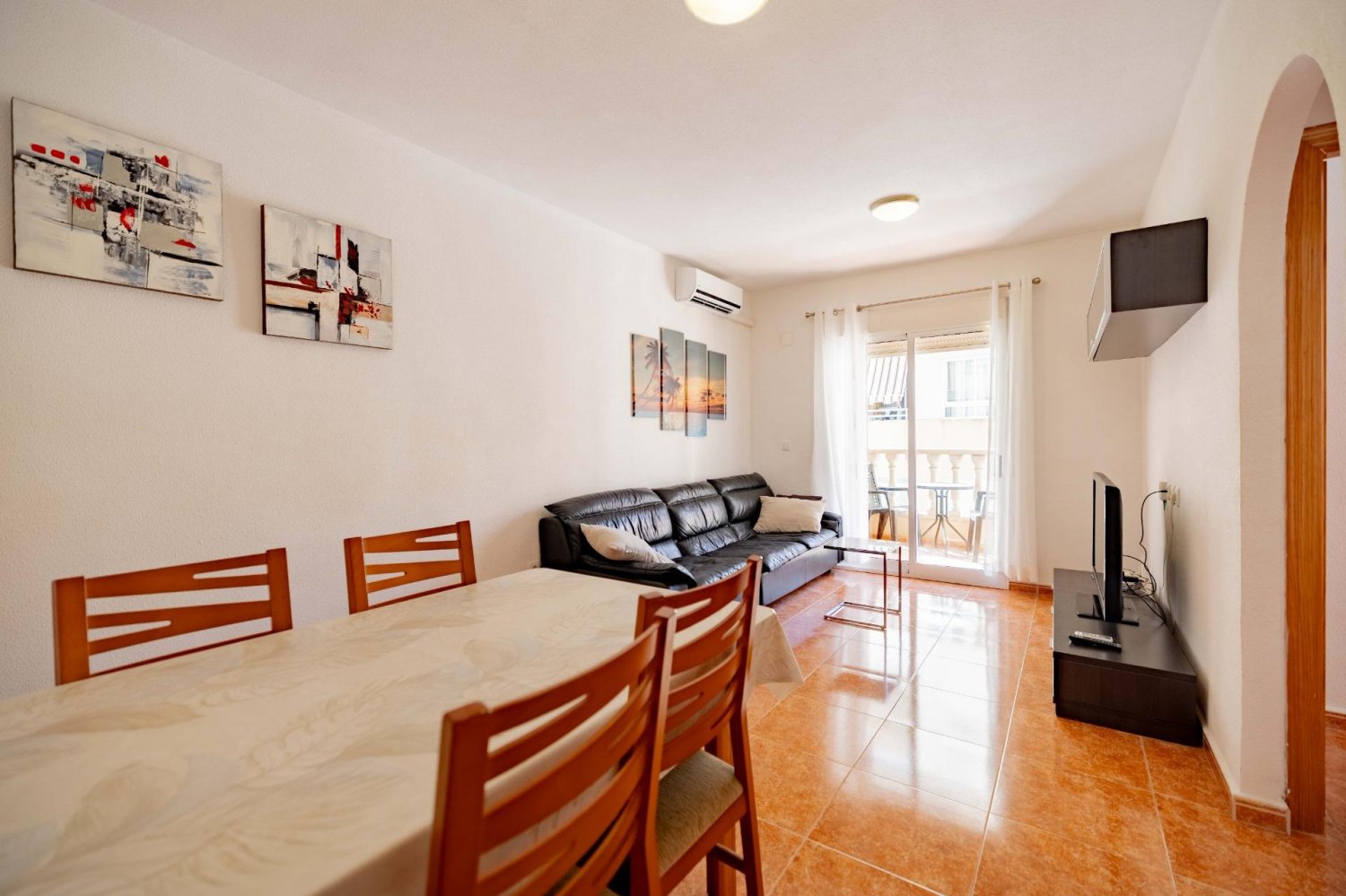Apartment in Torrevieja, Alicante, Spain 3 bedrooms, 81 sq.m. No. 197435