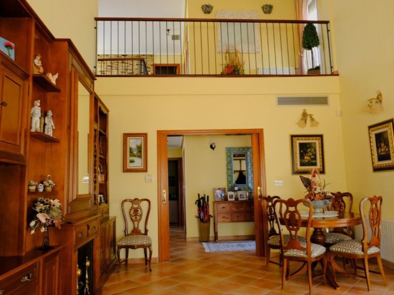 Villa in Orihuela, Alicante, Spain 5 bedrooms, 433 sq.m. No. 199103