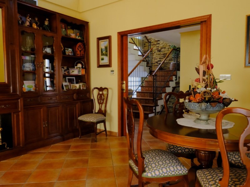 Villa in Orihuela, Alicante, Spain 5 bedrooms, 433 sq.m. No. 199103