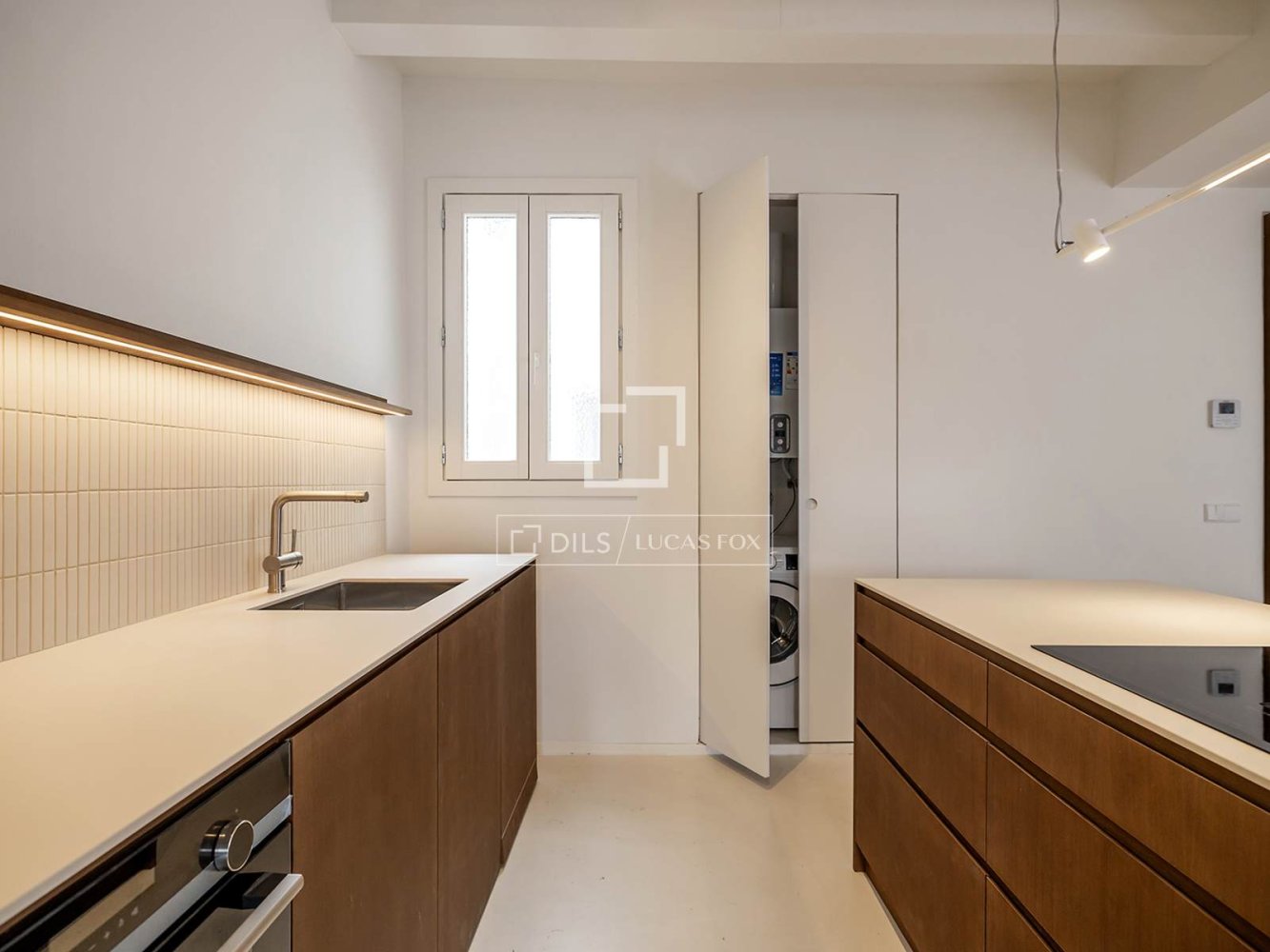 Appartamento a Barcelona, Spagna 3 camere da letto, 140 mq. N° 197635