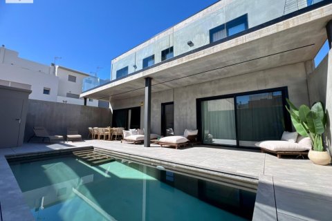 Villa en Algemesí, València, España 3 dormitorios, 170 m2 No. 198737