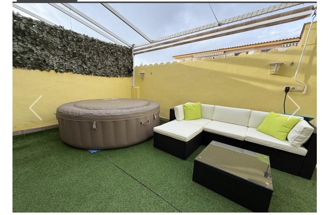 Kaupunkipientalo La Florida, Alicante, Espanja 4 makuuhuonetta, 145 m2 No. 199099