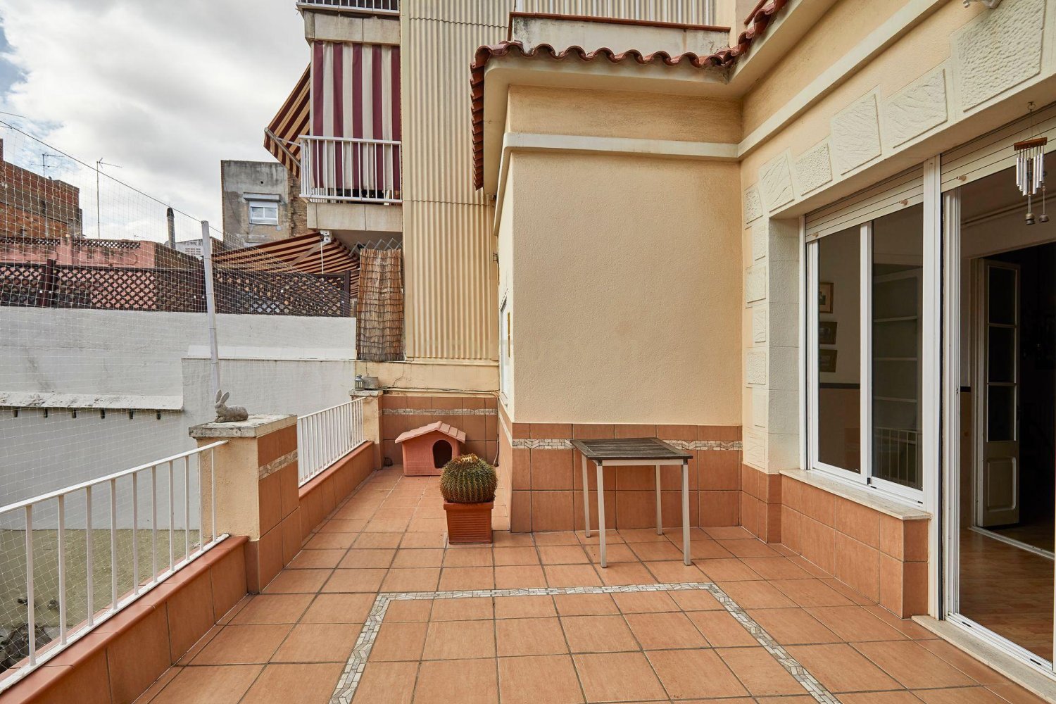 Casa a Barcelona, Spagna 7 camere da letto, 212 mq. N° 197536
