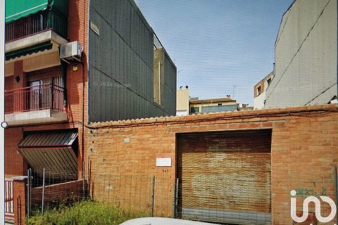 Zemes gabals Gava, Barcelona, Spānijā 200 m2 Nr. 197888