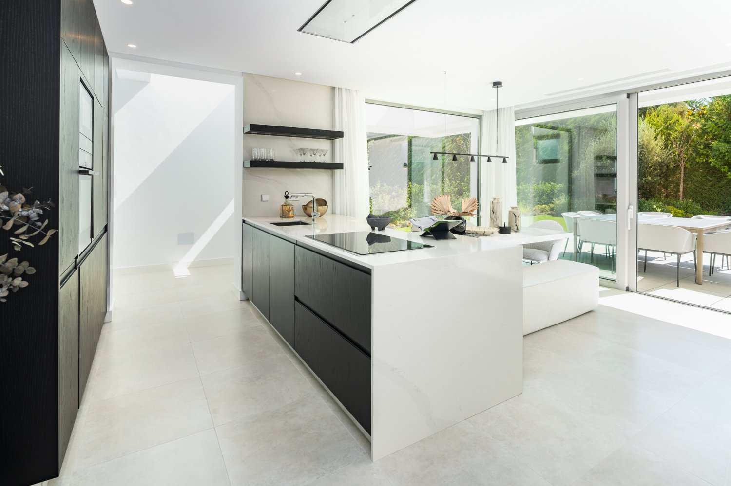 Villa Estepona, Malaga, Spānijā 4 istabas, 383 m2 Nr. 197181