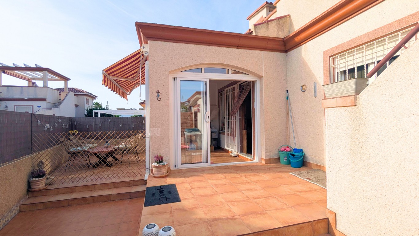 Casa adosada en San Fulgencio, Alicante, España 2 dormitorios, 55 m2 No. 199846