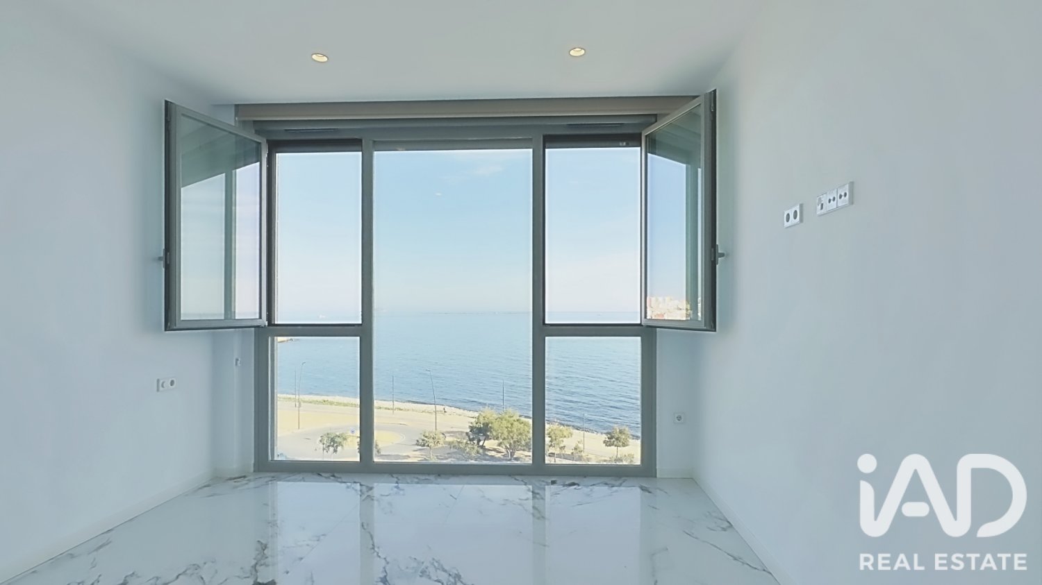 Penthouse in Villajoyosa, Alicante, Spain 3 bedrooms, 229 sq.m. No. 199513