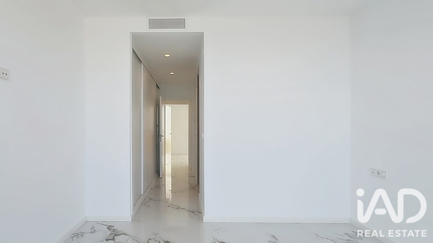 Penthouse in Villajoyosa, Alicante, Spain 3 bedrooms, 229 sq.m. No. 199513