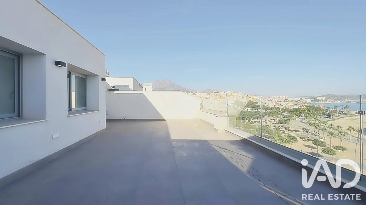 Penthouse in Villajoyosa, Alicante, Spain 3 bedrooms, 229 sq.m. No. 199513