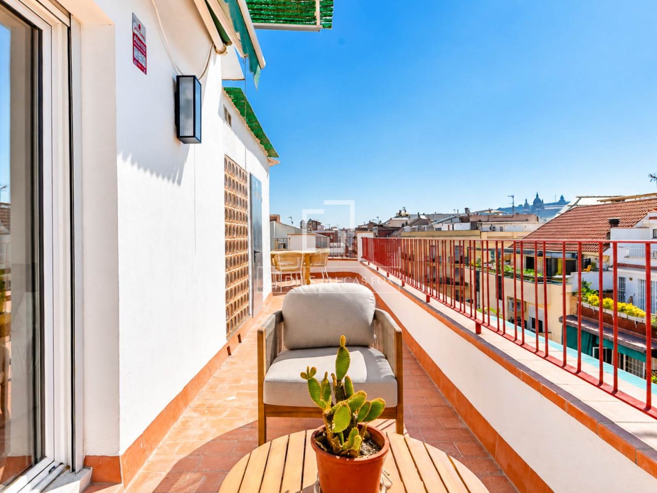 Attico a Barcelona, Spagna 3 camere da letto, 90 mq. N° 197609