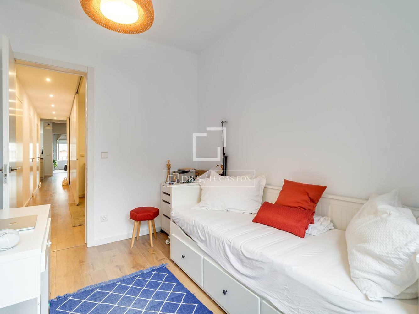 Apartment à Barcelona, Espagne 3 chambres, 90 m2 No. 199165