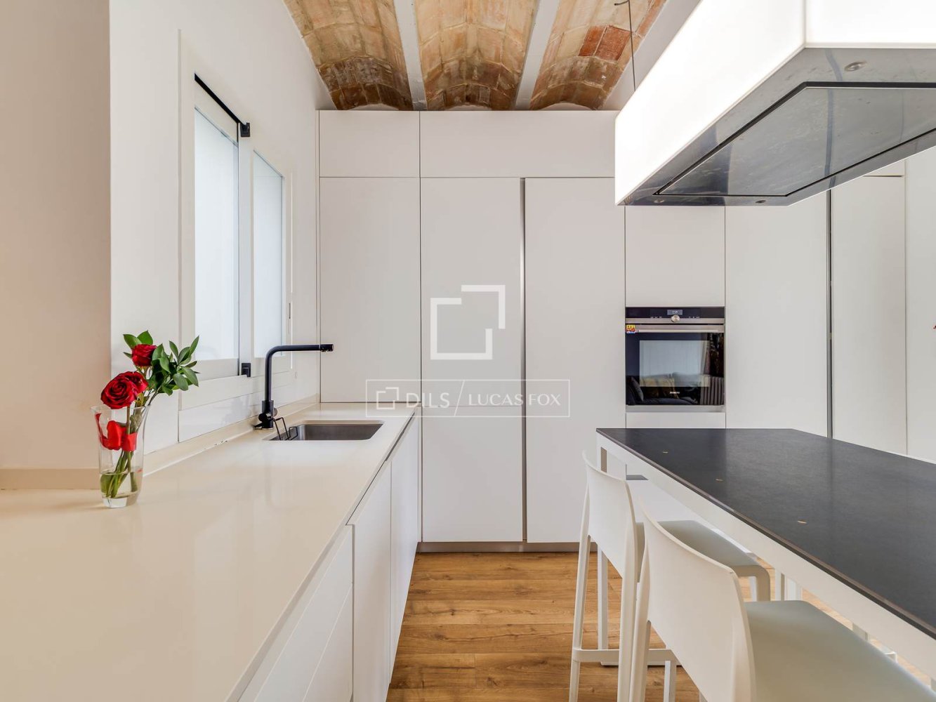 Apartment à Barcelona, Espagne 3 chambres, 90 m2 No. 199165
