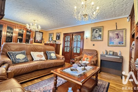 Dzīvoklis Gijon, Asturias, Spānijā 2 istabas, 103 m2 Nr. 195022