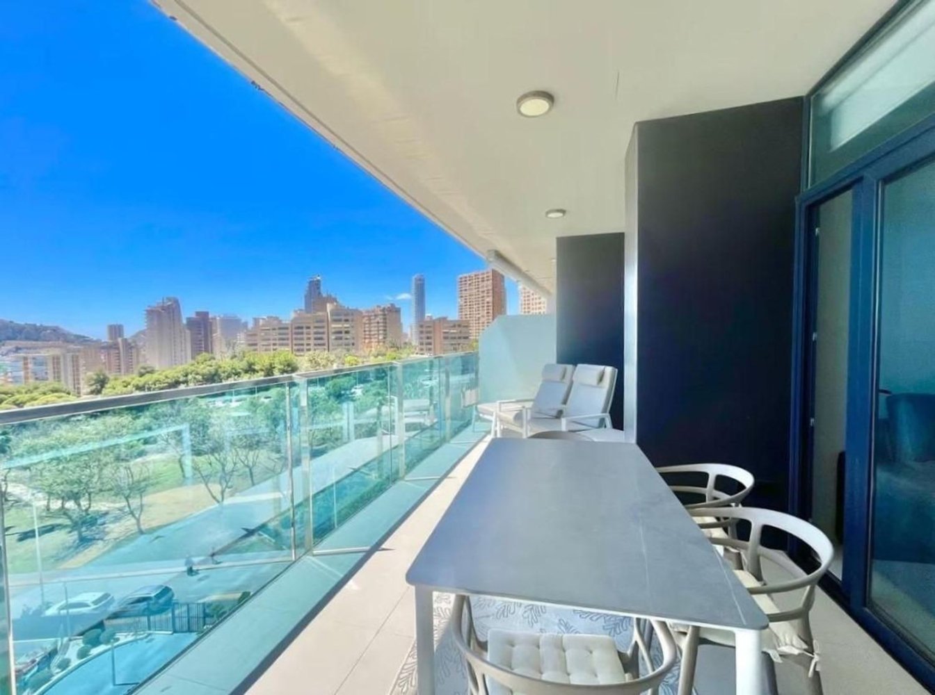 Apartamento en Benidorm, Alicante, España 2 dormitorios, 91 m2 No. 197966