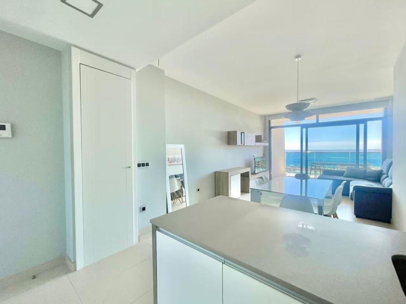 Apartamento en Benidorm, Alicante, España 2 dormitorios, 91 m2 No. 197966