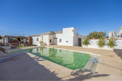 House in Ciutadella De Menorca, Menorca, Spain 5 bedrooms, 284 sq.m. No. 197911