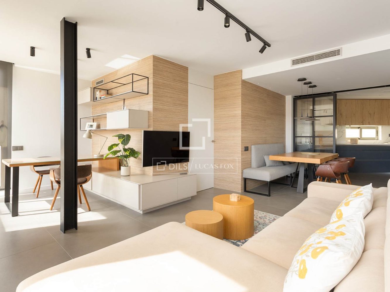 Dzīvoklis Barcelona, Spānijā 3 istabas, 96 m2 Nr. 197111