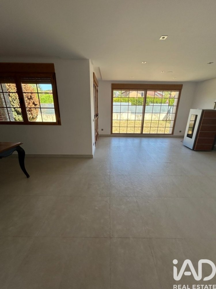 Māja Carbajal de la Legua, Leon, Spānijā 4 istabas, 347 m2 Nr. 197690