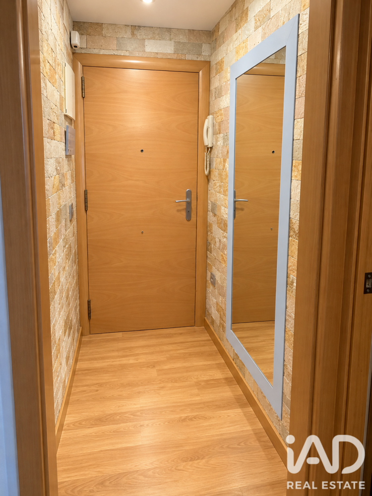 Apartment in Sant Vicenc Dels Horts, Barcelona, Spain 3 bedrooms, 81 sq.m. No. 199576