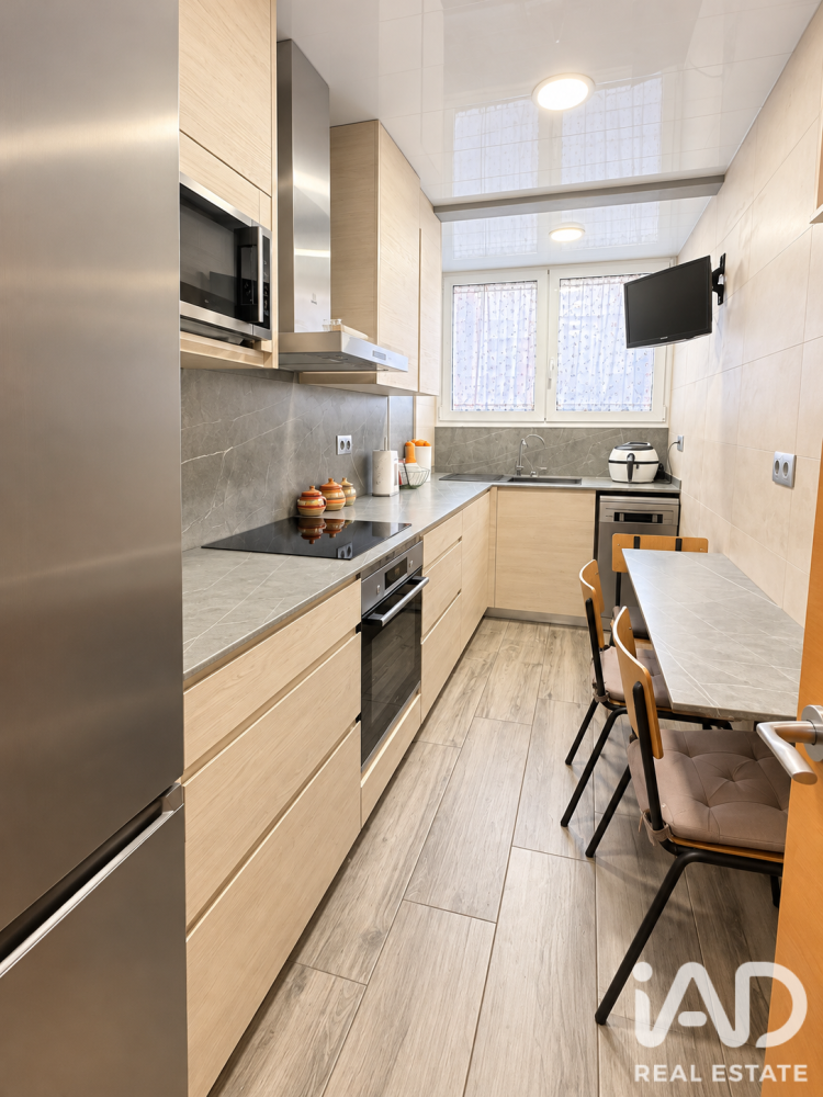 Apartment in Sant Vicenc Dels Horts, Barcelona, Spain 3 bedrooms, 81 sq.m. No. 199576