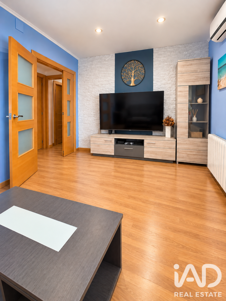Apartment in Sant Vicenc Dels Horts, Barcelona, Spain 3 bedrooms, 81 sq.m. No. 199576