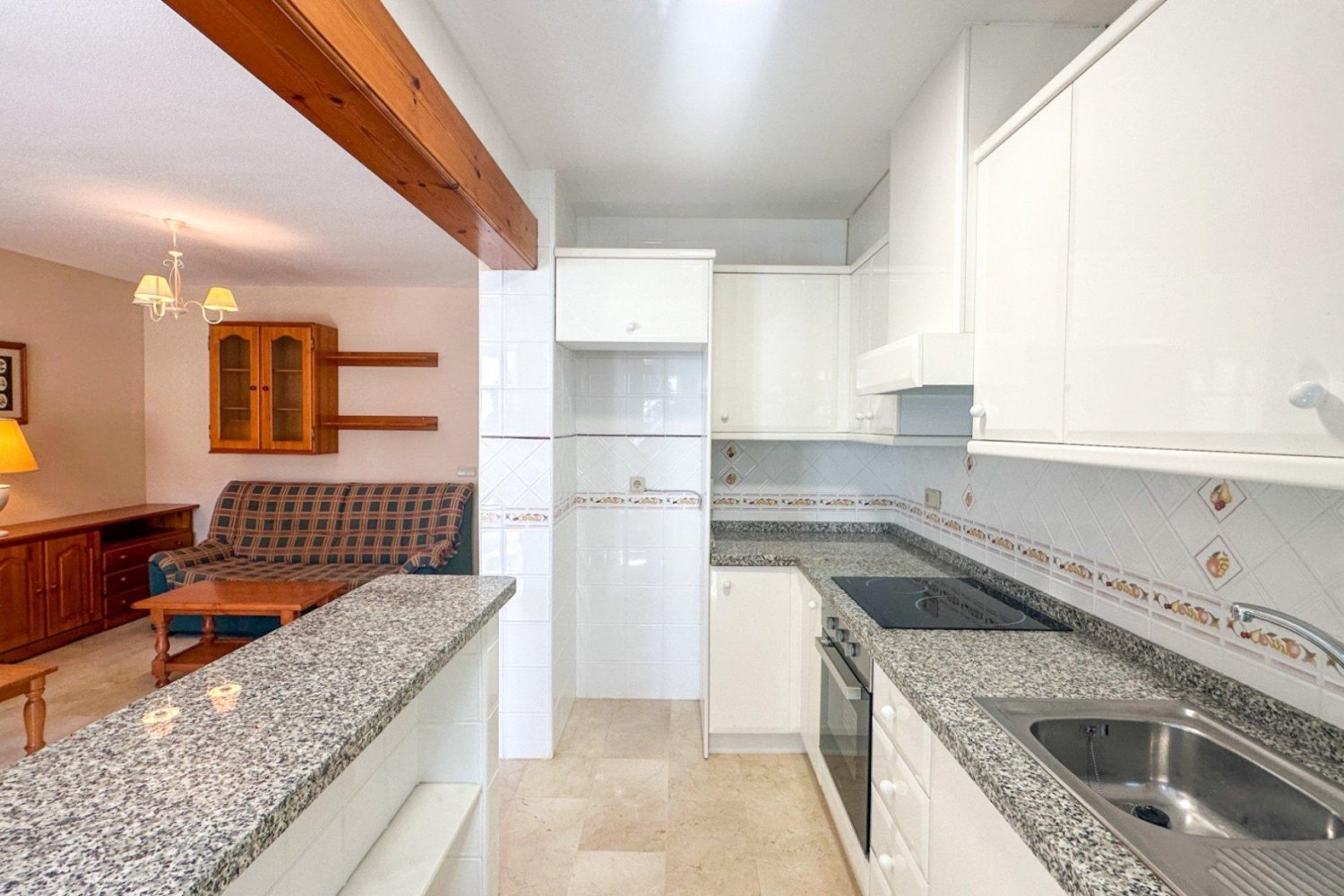House in Alicante, Spain 2 bedrooms, 64 sq.m. No. 198088