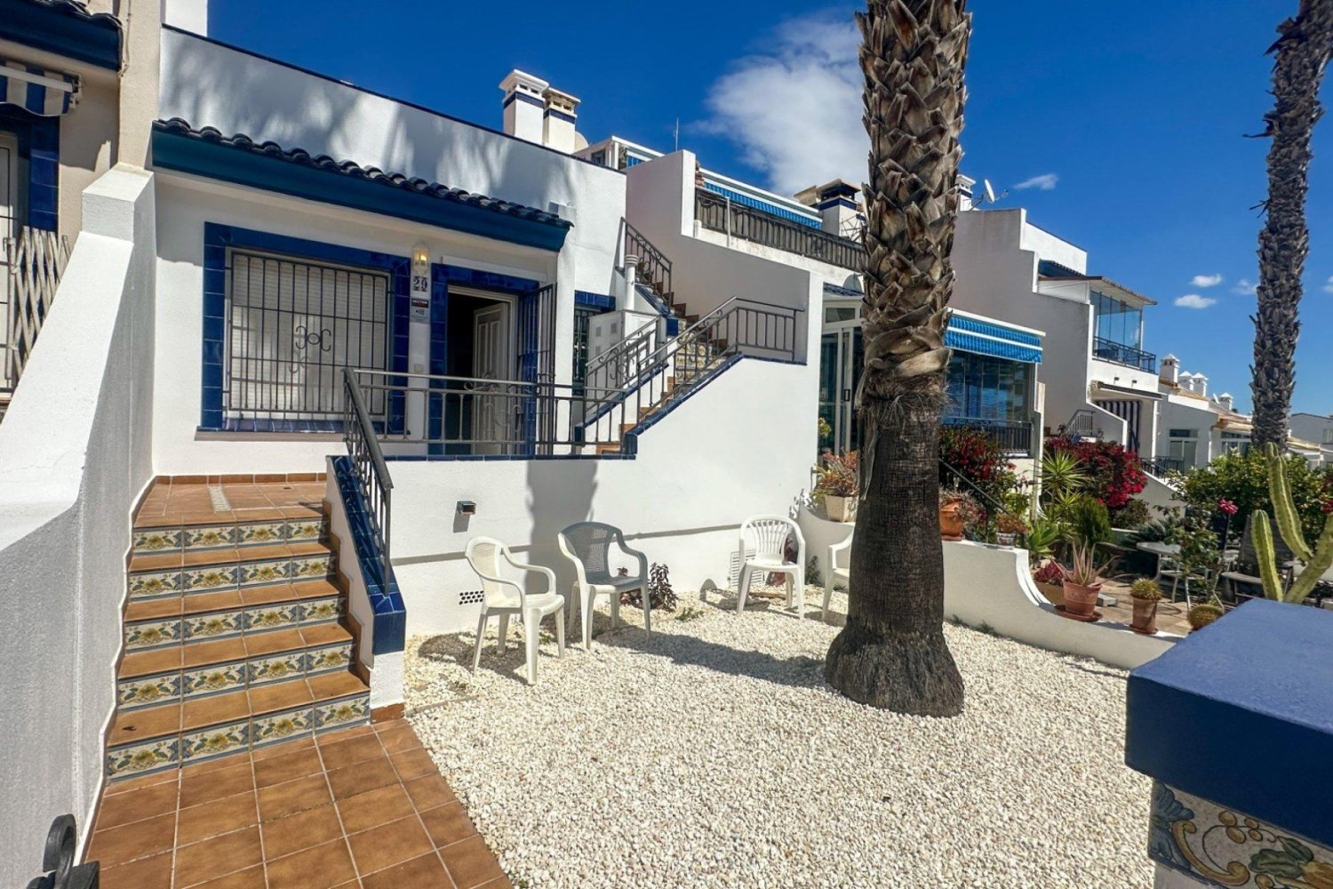 House in Alicante, Spain 2 bedrooms, 64 sq.m. No. 198088