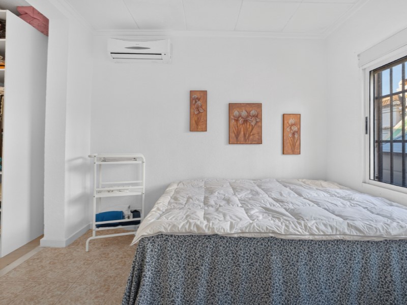 Villa a Torrevieja, Alicante, Spagna 3 camere da letto,  N° 197658