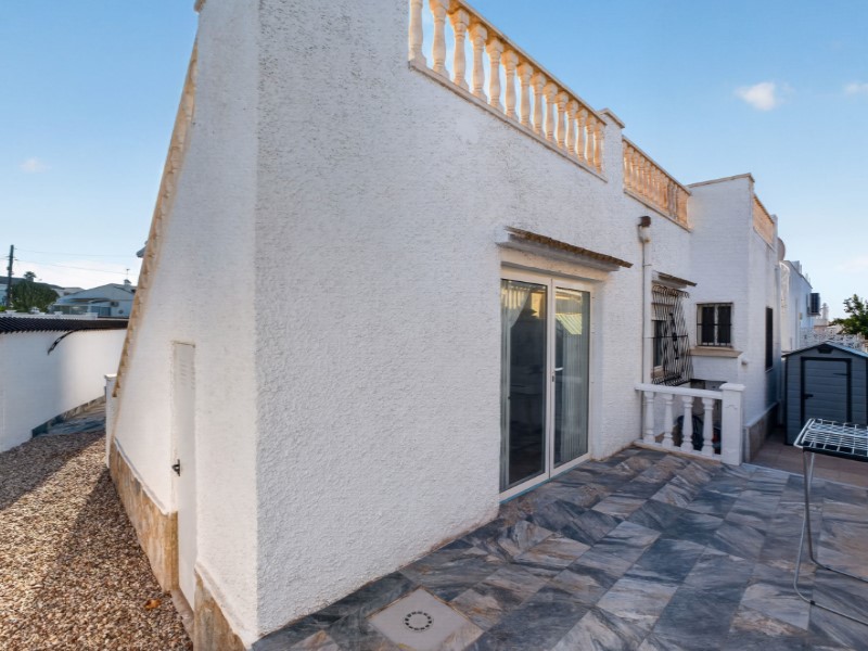 Villa a Torrevieja, Alicante, Spagna 3 camere da letto,  N° 197658