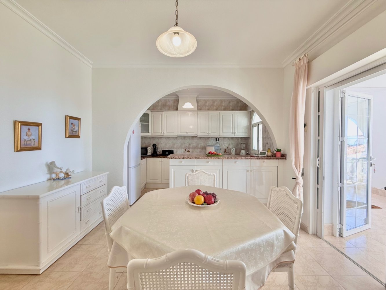 Villa in Alicante, Spanien 4 Schlafzimmer, 230 m2 Nr. 197280
