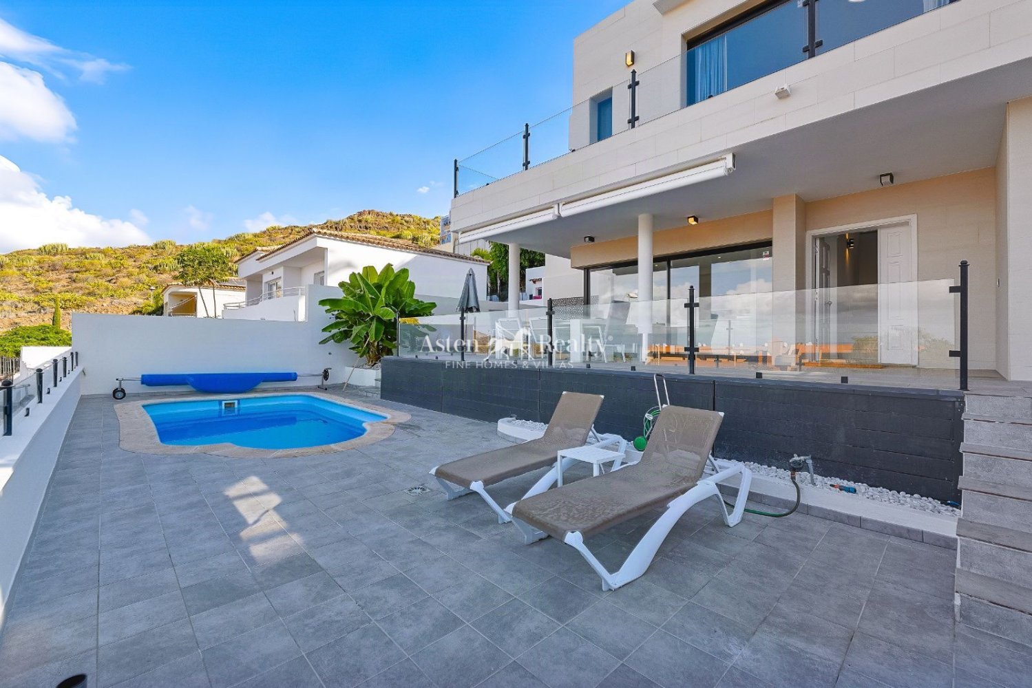 Villa en Tenerife, España 3 dormitorios, 236 m2 No. 199819