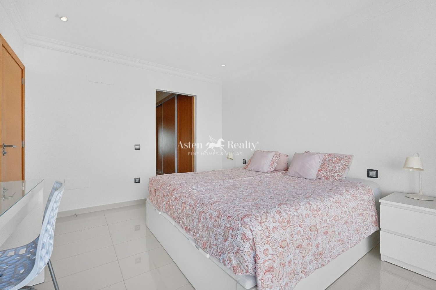 Villa en Tenerife, España 3 dormitorios, 236 m2 No. 199819