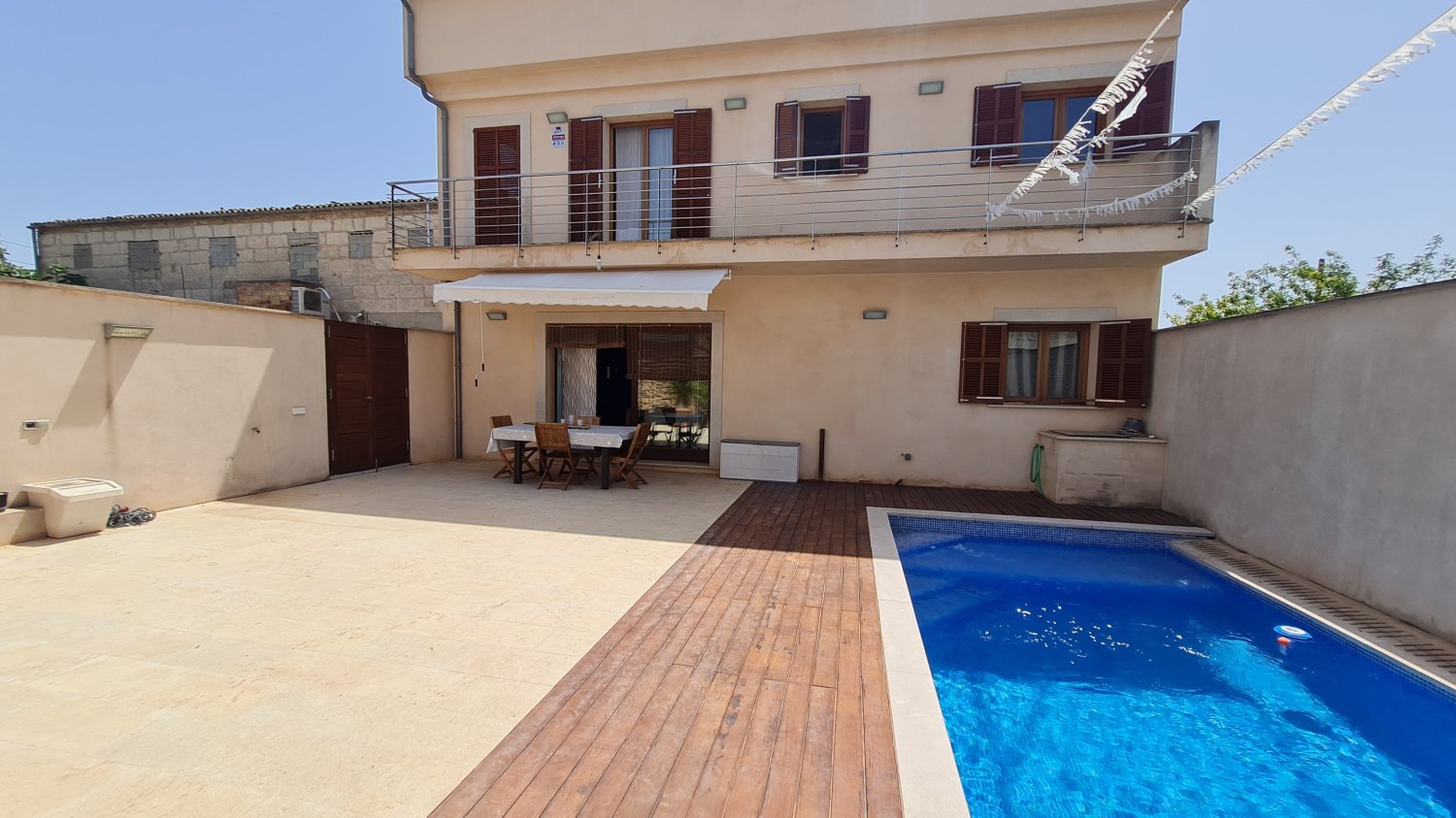 Villa en Maria De La Salut, Mallorca, España 4 dormitorios, 389 m2 No. 198773