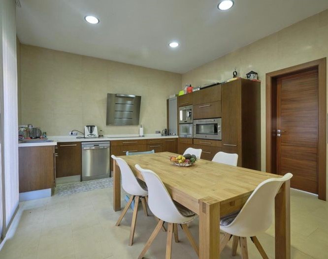 Villa en Maria De La Salut, Mallorca, España 4 dormitorios, 389 m2 No. 198773