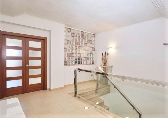 Villa en Maria De La Salut, Mallorca, España 4 dormitorios, 389 m2 No. 198773