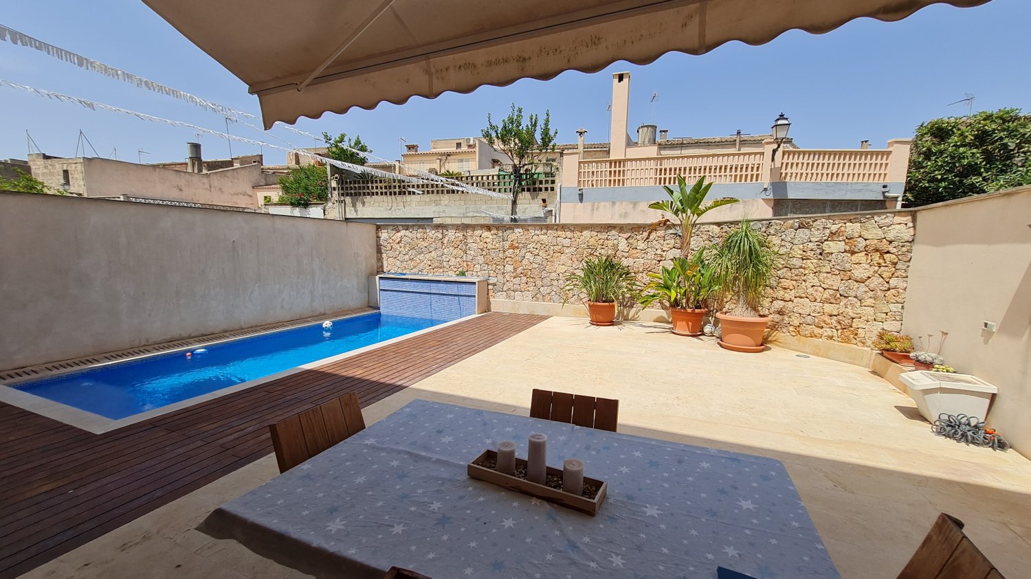 Villa en Maria De La Salut, Mallorca, España 4 dormitorios, 389 m2 No. 198773