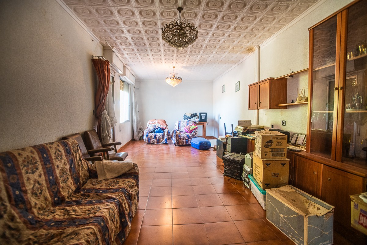 Villa a Orihuela, Alicante, Spagna 4 camere da letto, 362 mq. N° 197427