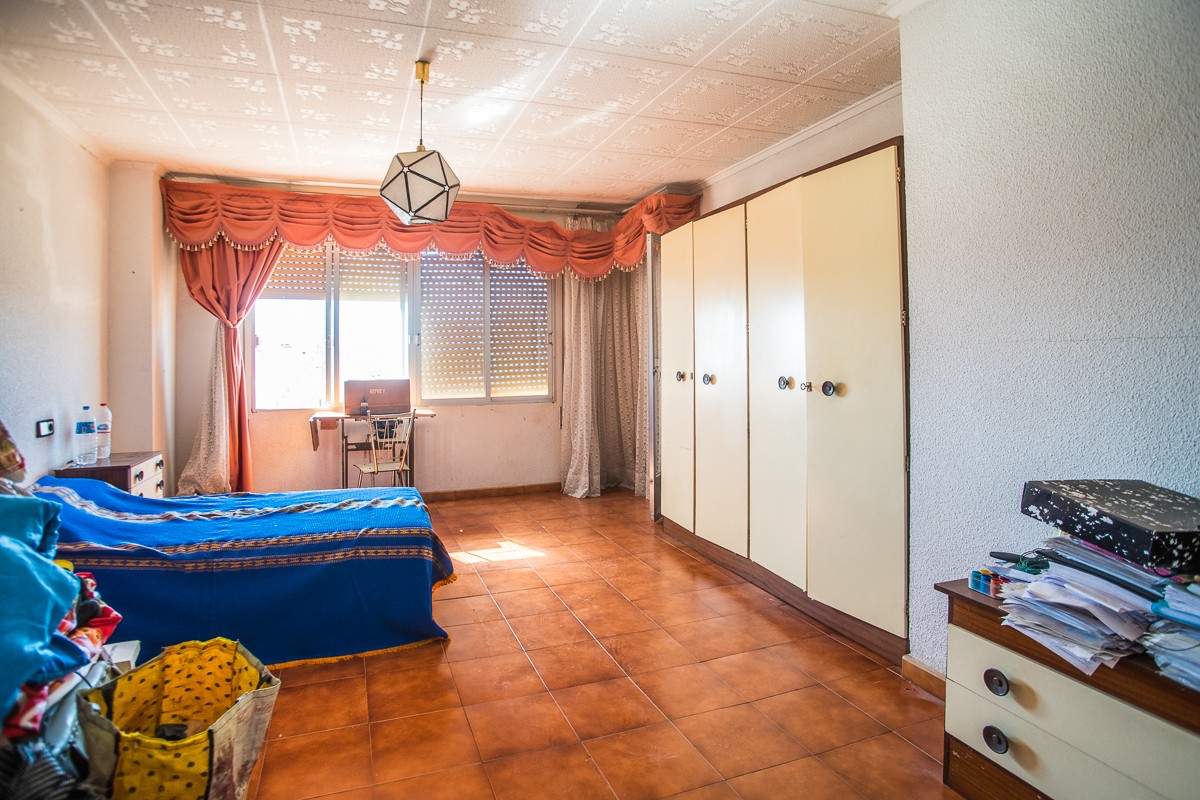 Villa a Orihuela, Alicante, Spagna 4 camere da letto, 362 mq. N° 197427