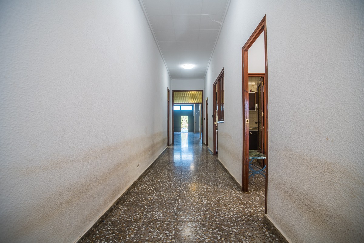 Villa a Orihuela, Alicante, Spagna 4 camere da letto, 362 mq. N° 197427