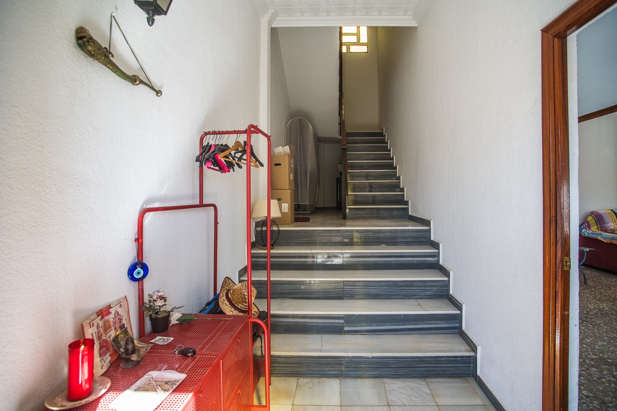 Villa a Orihuela, Alicante, Spagna 4 camere da letto, 362 mq. N° 197427