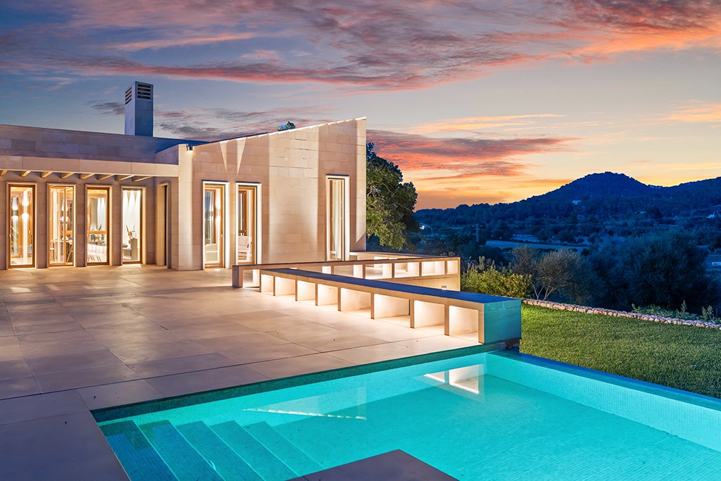 Villa a Cala D'or, Mallorca, Spagna 5 camere da letto, 453 mq. N° 198225