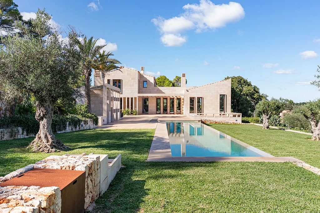 Villa a Cala D'or, Mallorca, Spagna 5 camere da letto, 453 mq. N° 198225