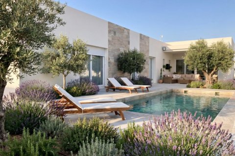 Villa à Pinoso, Alicante, Espagne 3 chambres, 148 m2 No. 198904