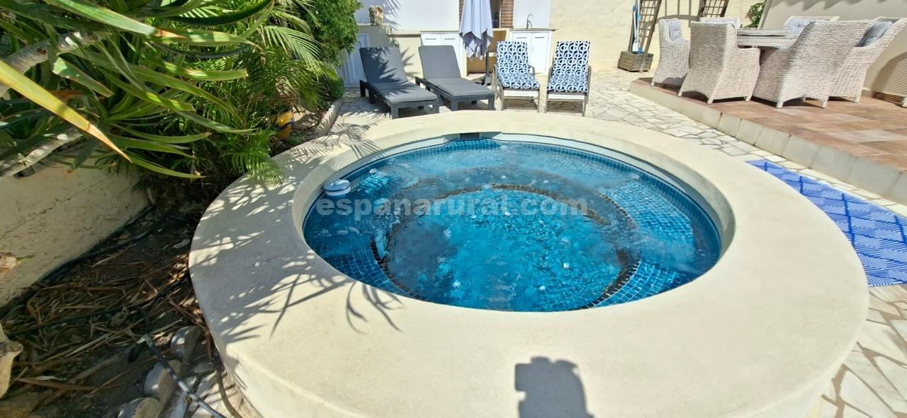 Villa a Mojacar, Almeria, Spagna 6 camere da letto, 282 mq. N° 198175