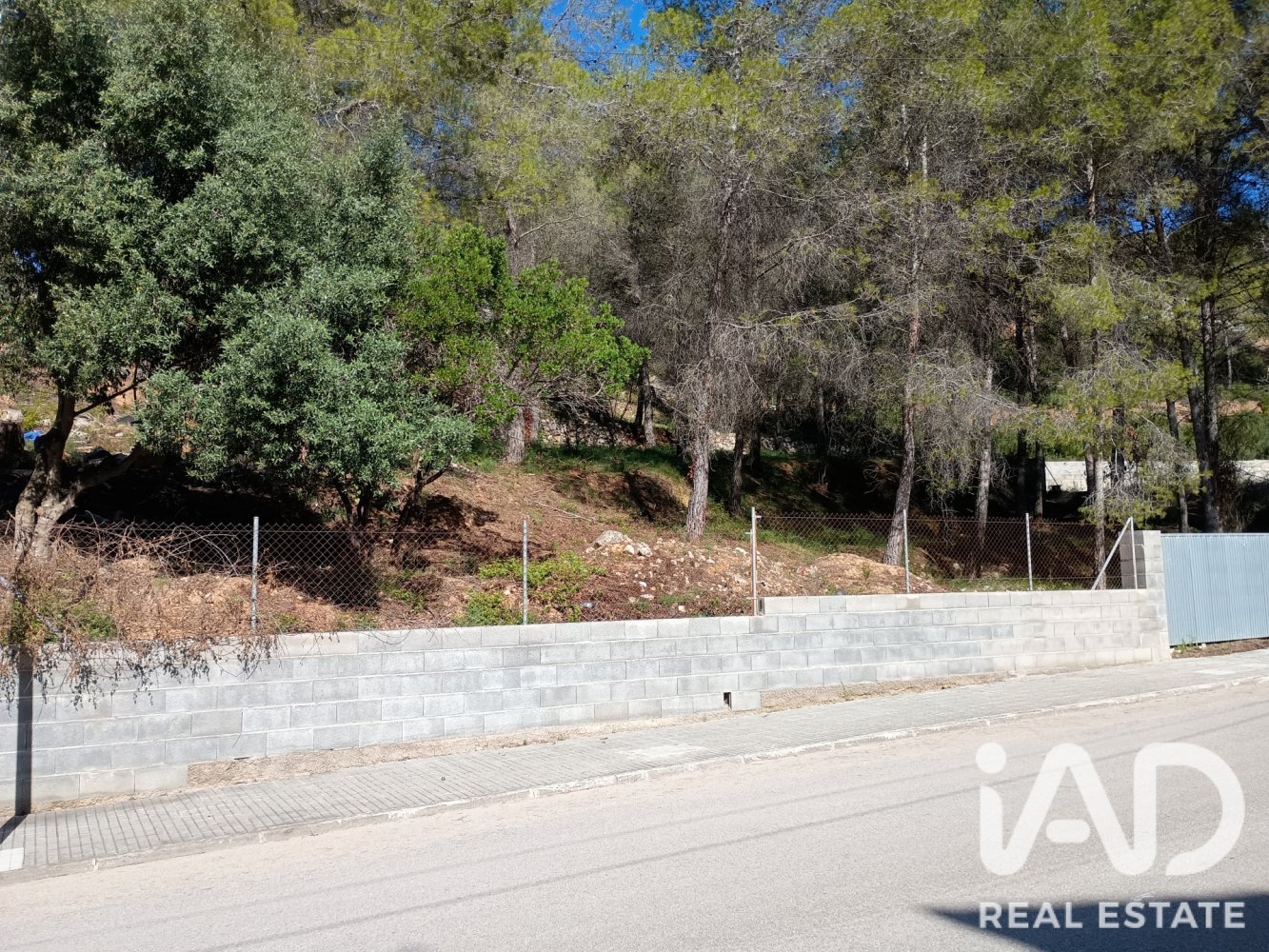 Land plot in Castellet i la Gornal, Barcelona, Spain 1133 sq.m. No. 199567