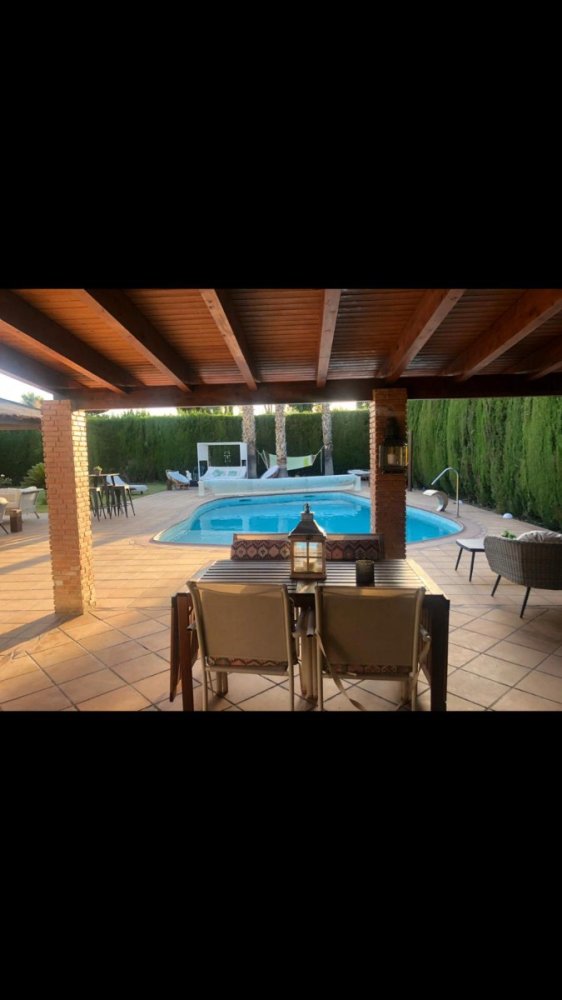 Villa en Elda, Alicante, España 4 dormitorios, 240 m2 No. 198927