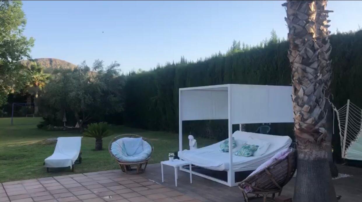 Villa en Elda, Alicante, España 4 dormitorios, 240 m2 No. 198927