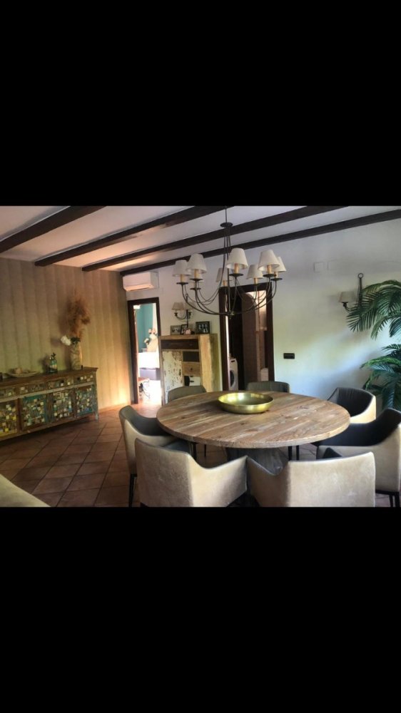 Villa en Elda, Alicante, España 4 dormitorios, 240 m2 No. 198927