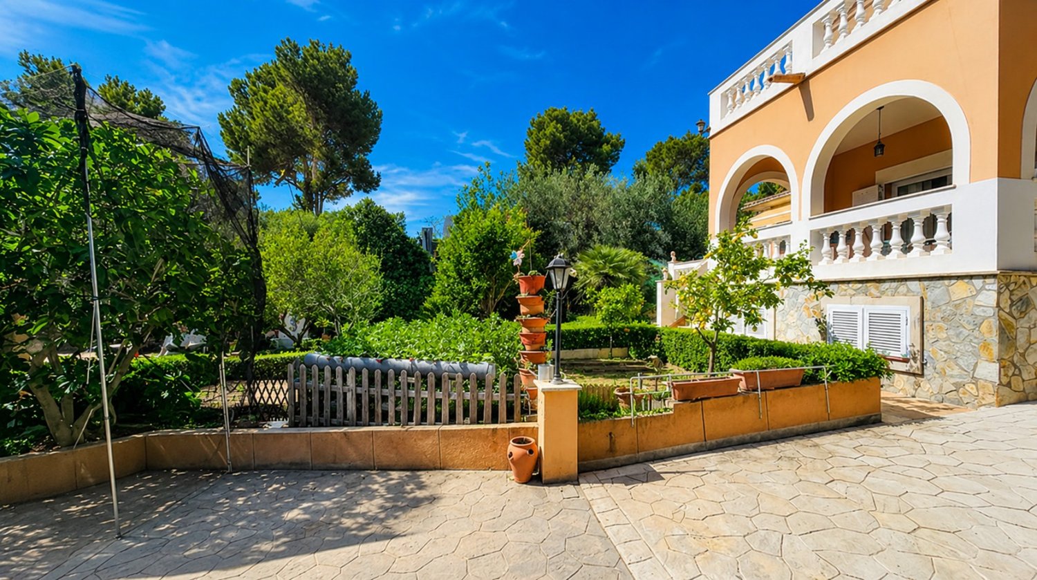 Villa in Santa Ponsa, Mallorca, Spain 6 bedrooms, 247 sq.m. No. 198844
